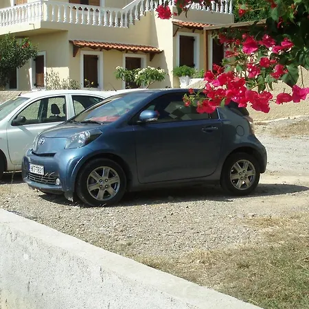 Apartment Perigiali